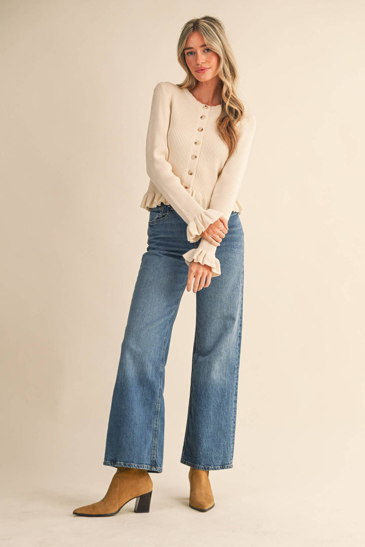 Ruffled hem ribbed knit cardigan – front view
