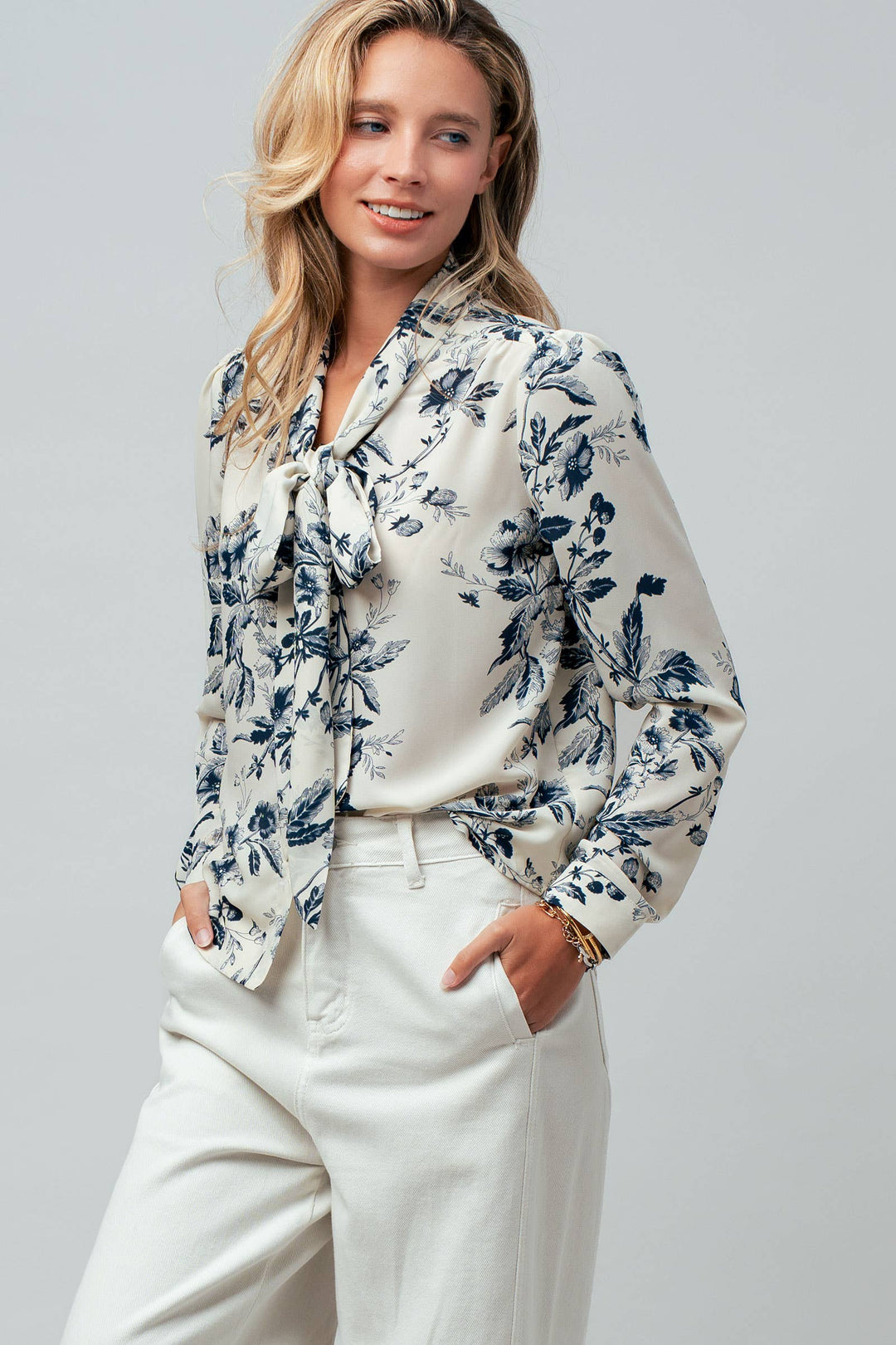 Toile Print Bow Blouse in Ivory & Navy